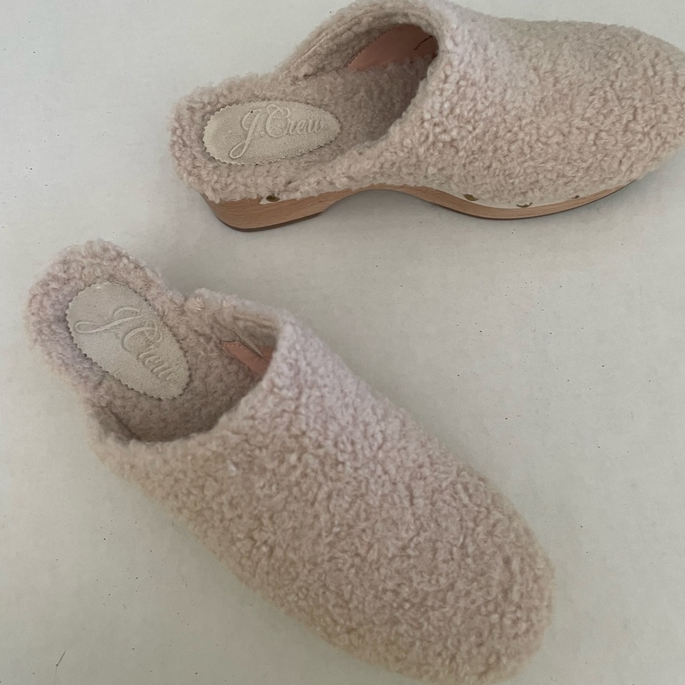 J Crew Sherpa clogs. Size 7.5  Never worn!
